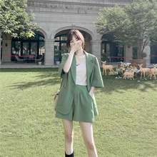 时尚小西装短裤套装女2025夏休闲薄款小个子时尚设计感洋气两件套
