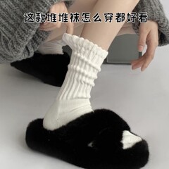 靴下の女性の中筒の快適な積み重ねの靴下の純色のギャルのinsの潮のかわいい日本のすねの靴下の綿の秋の学院の風潮