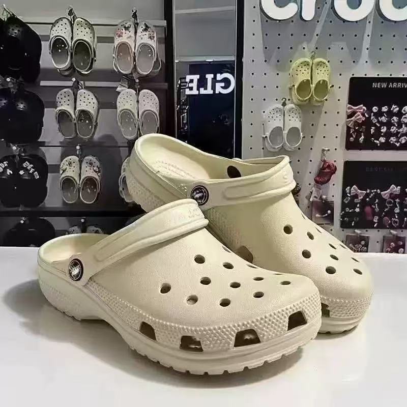 Celebrity Influencer Nurse Female Couple Male Non-Slip Clogs Outdoor Non-Slip Home Bathroom Sandals Women Winter Celebrity Influencer Nurse Female Couple Male Non-Slip Clogs Outdoor Non-Slip Home Bathroom Sandals Women Winter