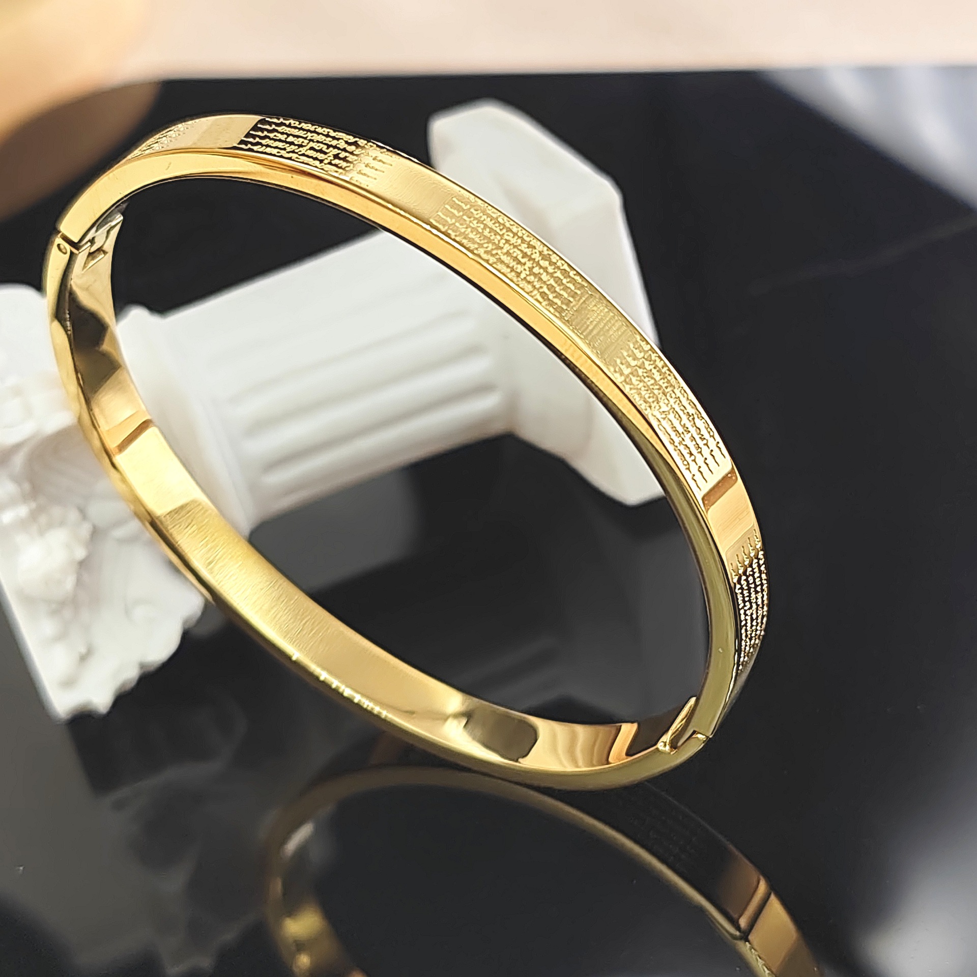 56f8c5c31ec99cf62321486dcc4b4e