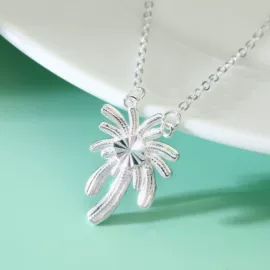 项链;吊坠;手链