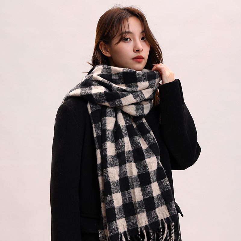 Sciarpa a quadri da donna autunno inverno sensazione avanzata spessa e calda collo frangia versatile studente moda INS_voghion.com
