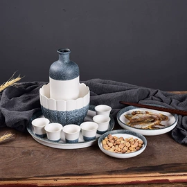 茶叶罐;装饰花瓶;煮酒器