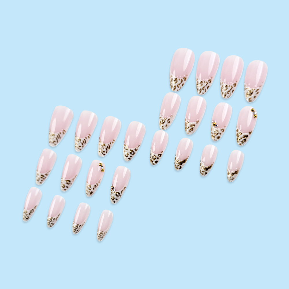 Comercio exterior 3D oro leopardo impresión de manicuras francesas dulce fresco desnudo diamante rosa desgaste de uñas 24 piezas de parche de uñas image 4