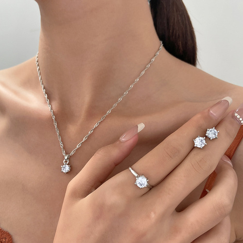 Elegant and Fashionable Three-Piece Set for Women: Cross-Border European and American Style Solitaire Diamond Necklace, Ring, and Earrings Set with Six-Claw Setting