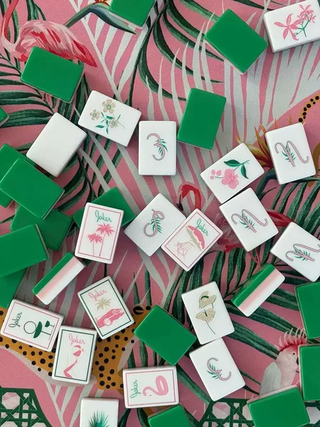 (24-Hour Direct Delivery from Stock) Supplying Foreign Trade Mahjong Tiles: Green Forest Kingfisher Mahjong, American-Style Green Pink Three-Layer Mahjong