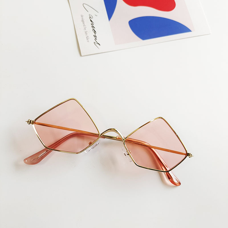 Retro Style Small Polygon Metal Frame Children Sunglasses display picture 2