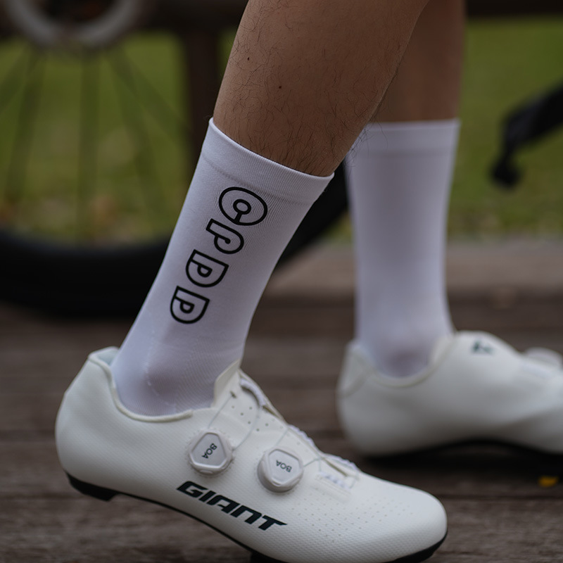 Cycling Socks Breathable Moisture Wicking Compression Sports Gear_voghion.com