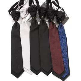 领结/领花;领带;口袋巾