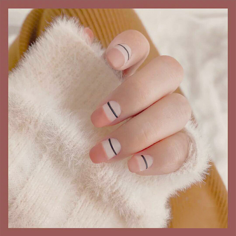 Líneas suaves de color rosa negro ligero manicure parche de uñas transfronterizas simple de usar 24 piezas de goma de respaldo de temperamento manicure falsas