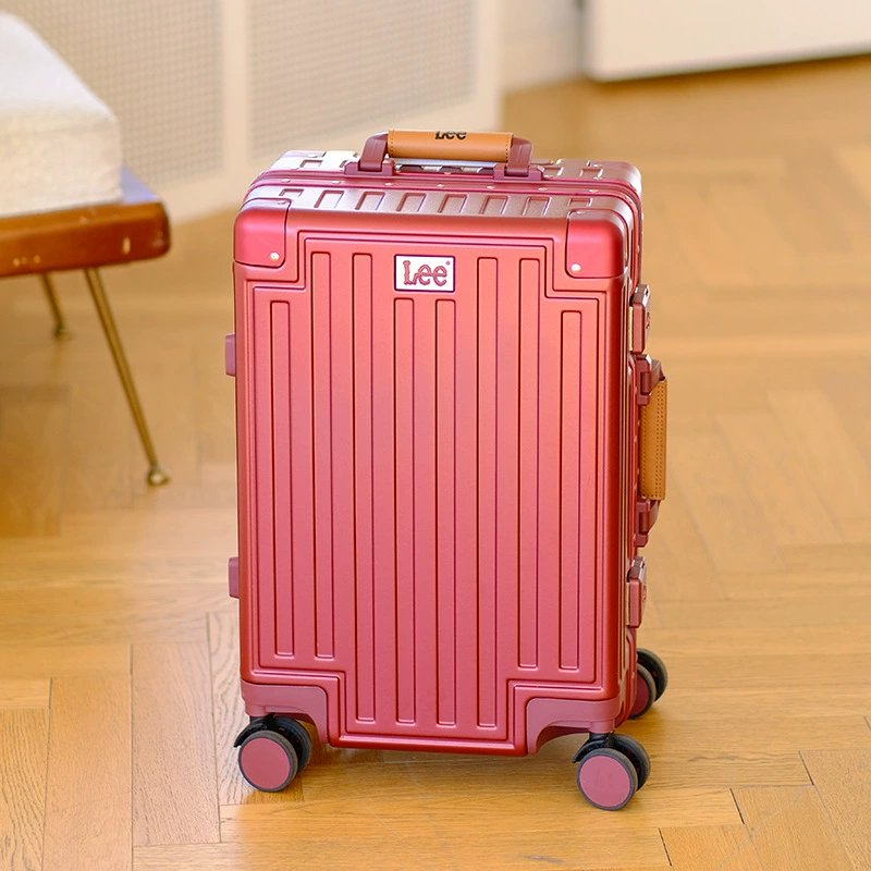 Lee Suitcase, glass holder, 20 inch