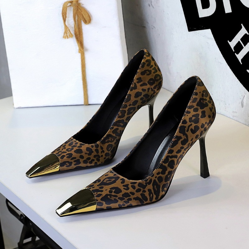 2628-1 European and American style design high-heeled shoes with iron toe shallow mouth pointed single-toe shoes women's thin heel leopard print sexy nightclub women