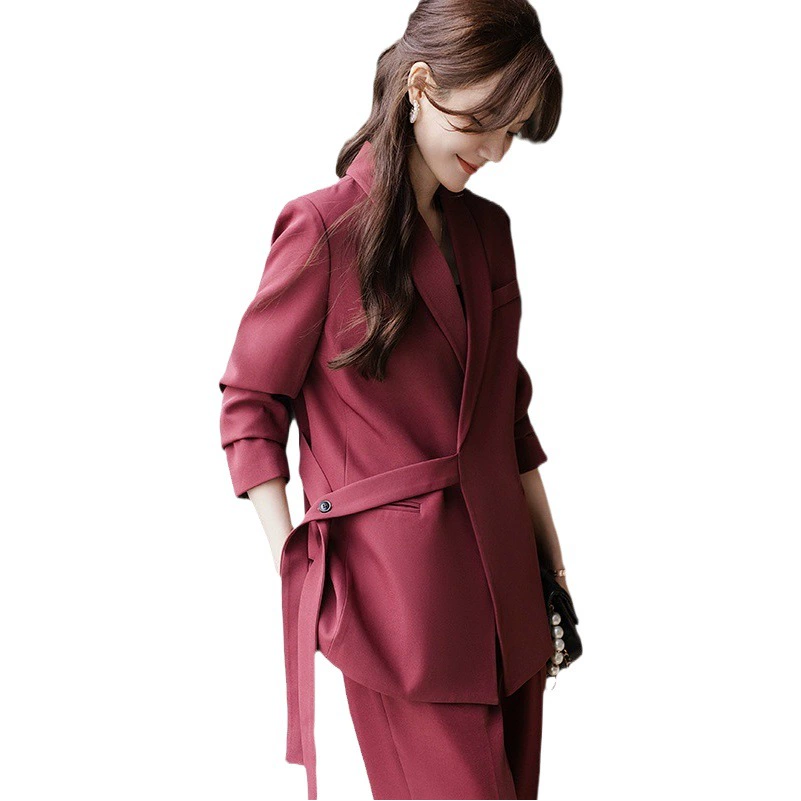 Повседневный пиджак женский весна и осень 2025 новый продвинутый темперамент богиня Fan Commuter костюм костюм из двух частей