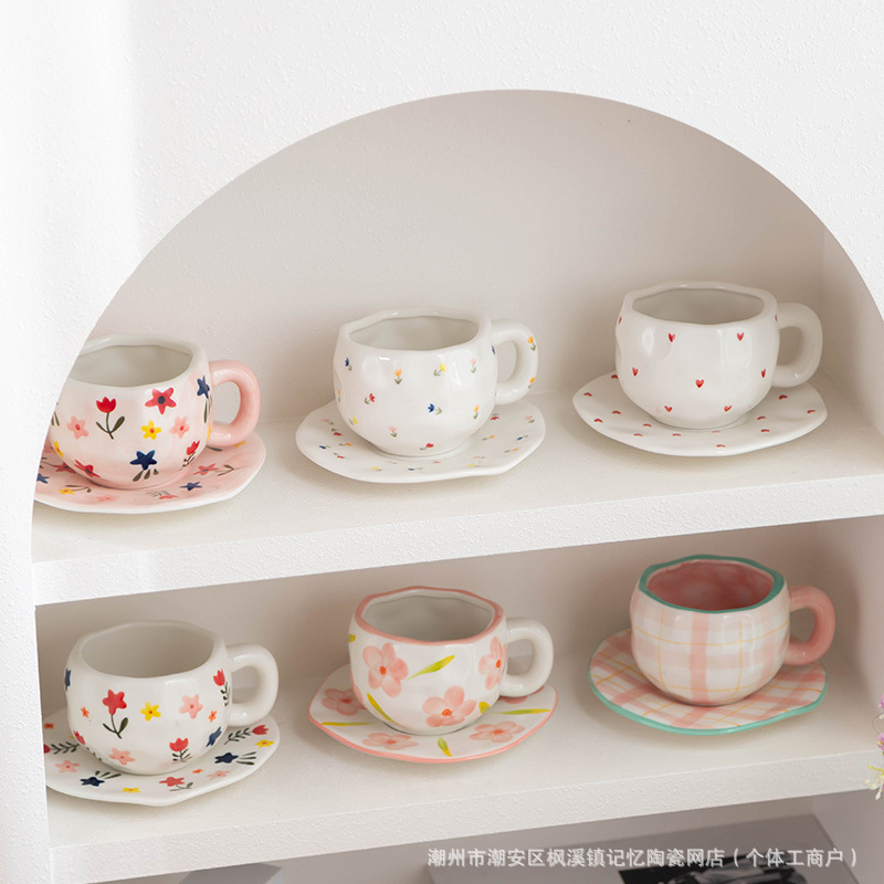 クリエイティブ手握りコーヒーカップ皿器具セット陶磁器ネット赤ins風きれいなお茶食器手描き|undefined