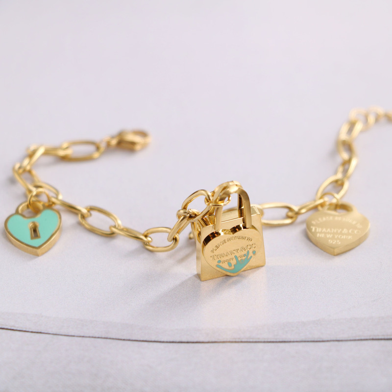 Titanium steel French elegant t classic blue drop oil lock love bracelet female sweet age-reducing style