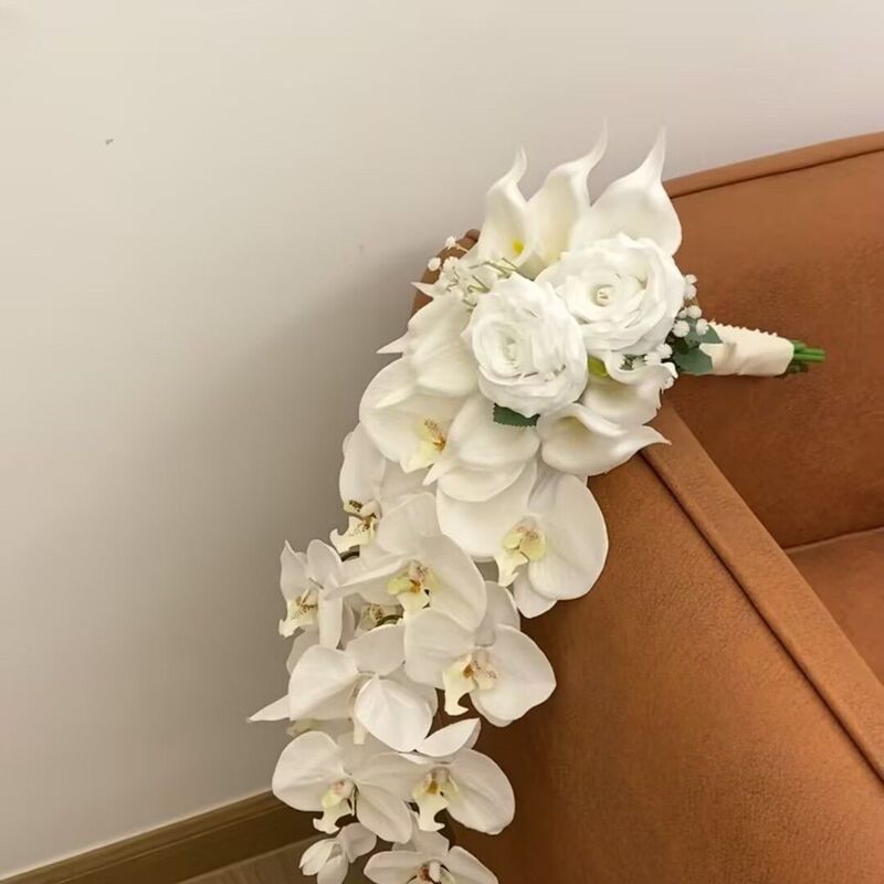 手捧花瀑布垂坠感新娘花束 结婚摄影花绿白假花家居台面装饰|undefined