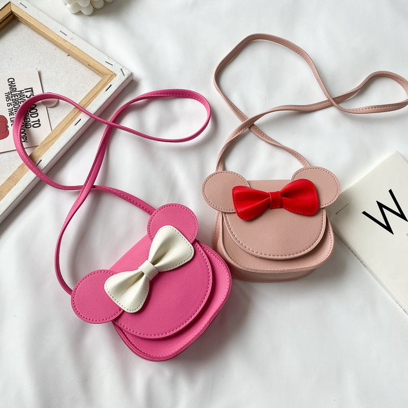 Venta al por mayor de fábrica de moda Coreana de dibujos animados hombro crossbody bolsa pequeña mini niños lindos accesorios bolsa pequeña entrega de una sola pieza