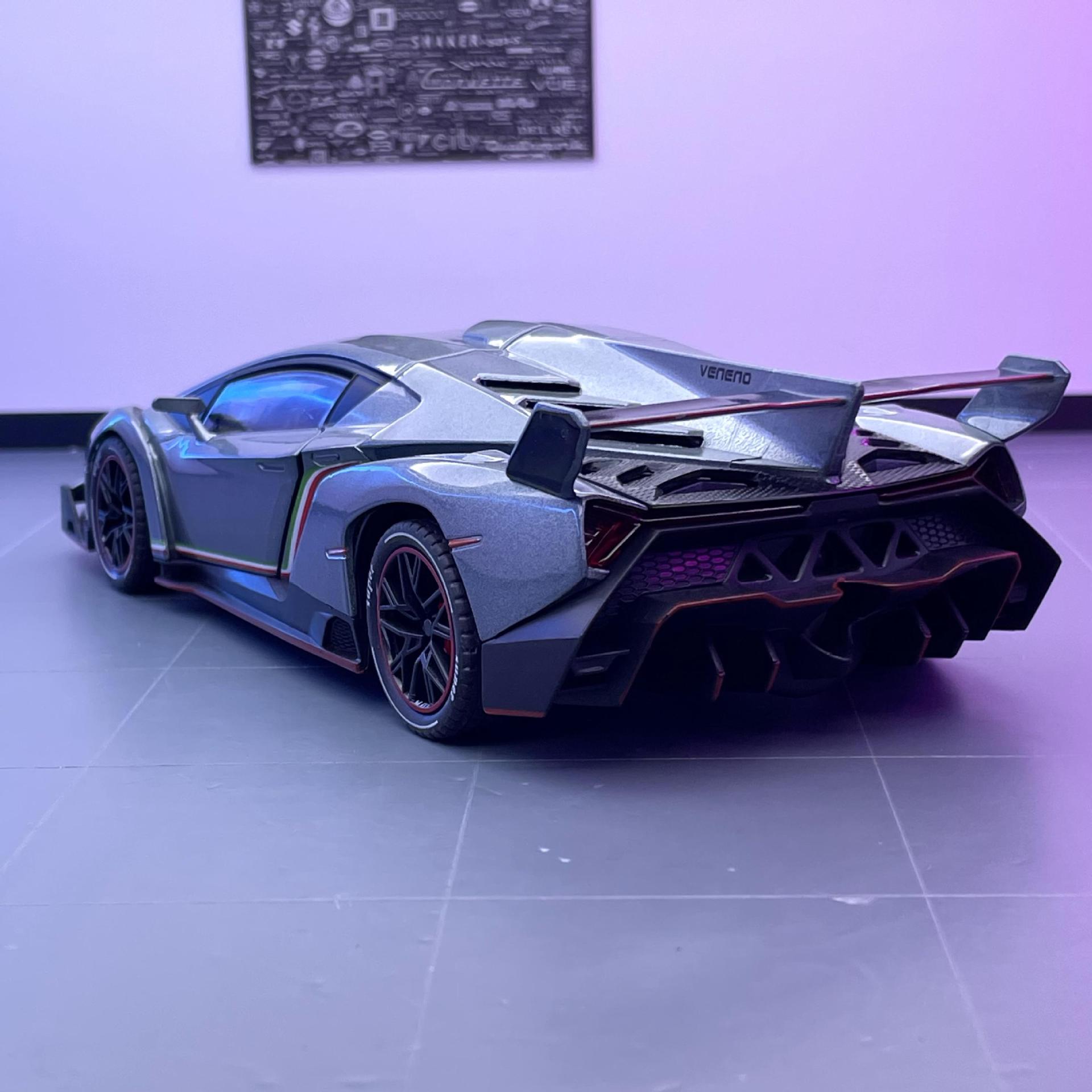 Modelo de coche de aleación de simulación de coche 1:24 Rambo Poison Sports Car Retroceso con sonido y luz Coche de juguete Decoración de modelo musical