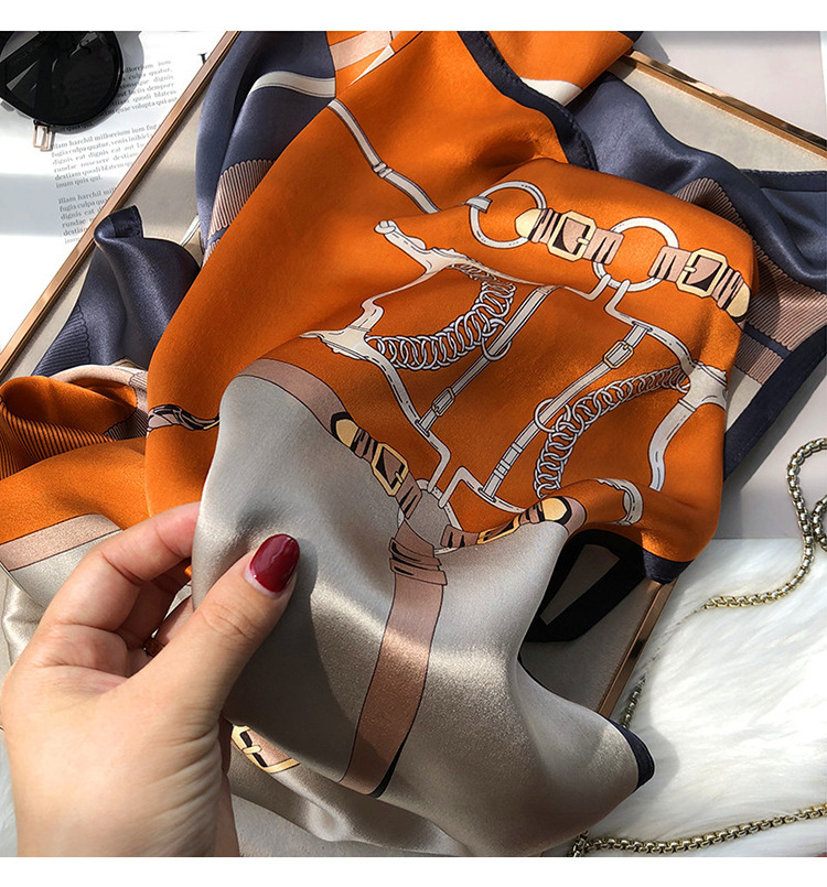 Neuer Schal mit Simulationsseidendruck, vielseitig für das Temperament von Frauen, schattenspendendes Strandtuch, Sonnenschutz im Ethno-Stil_voghion.com