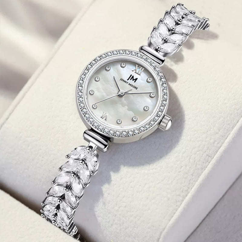 New Mermaid Watch Women's Exquisite Light Luxury Niche High-end Sense Bracelet Small Mermaid Quartz Women's Watch