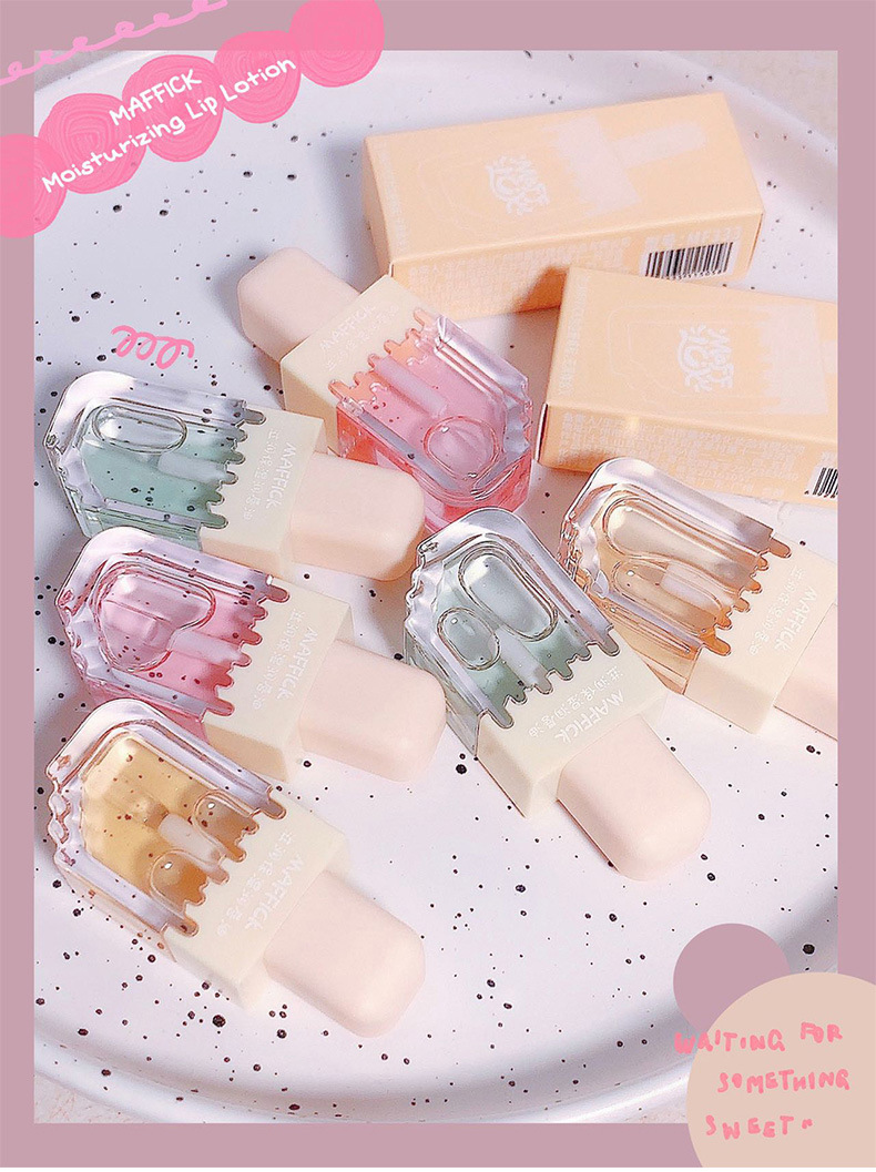 MAFFICK lip oil moisturizes, hydrates and hydrates, reduces lip lines and prevents dryness and cracking. Lipstick base moisturizes and hydrates. Lip gloss cross-border full figure