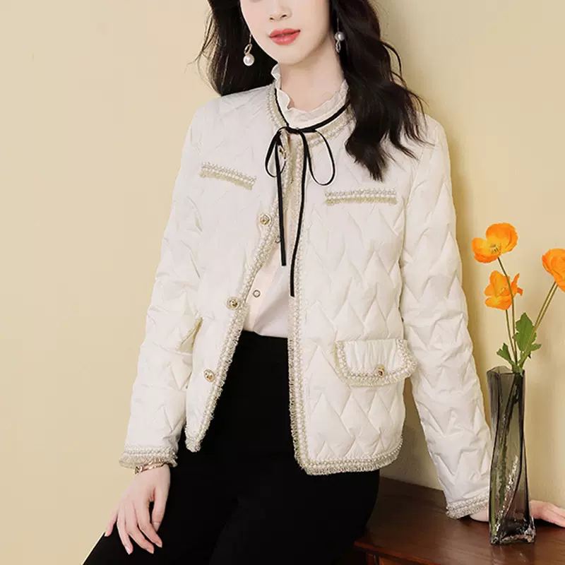 小香风短款羽绒服女高级感2024年新款女装韩版宽松大码鸭绒平湖