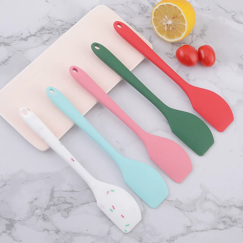Factory wholesale integrated silicone scraper baking tool DIY cake cream wiping knife home jam and knife