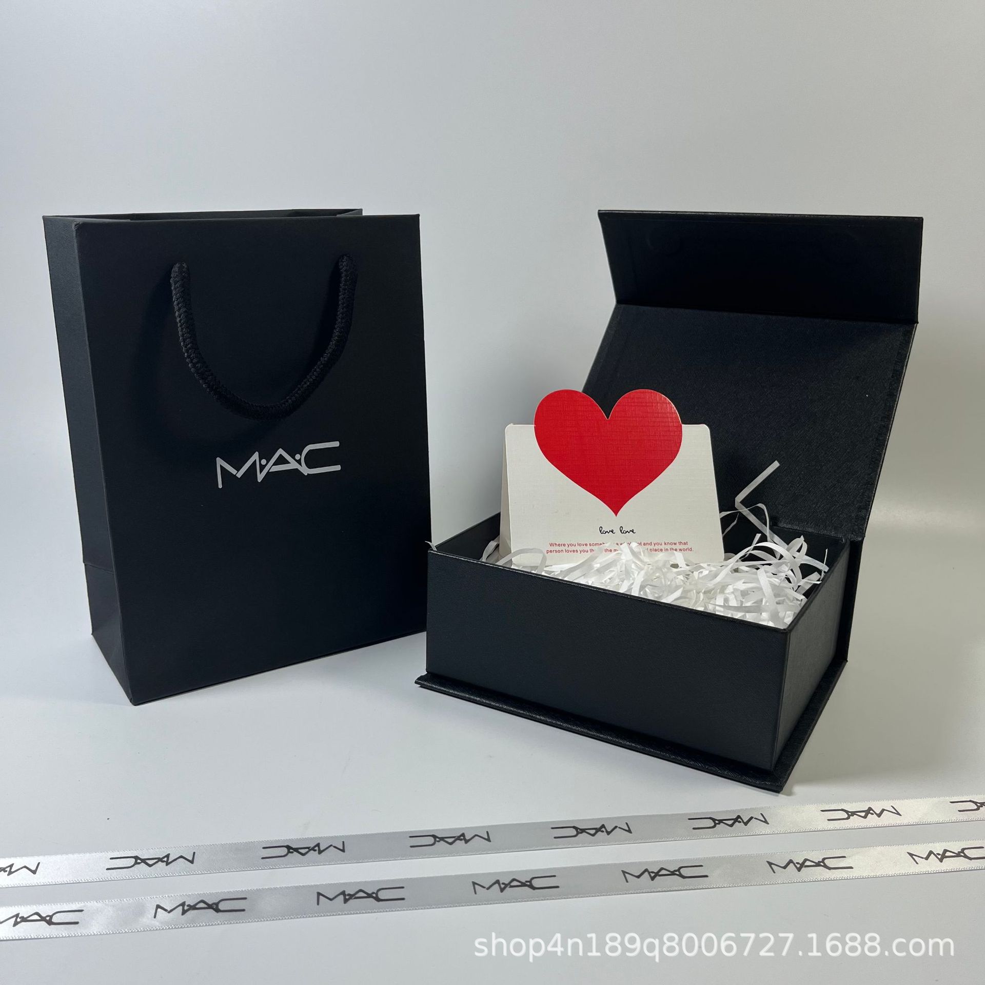 m口红礼盒M家香水礼盒魅家口红礼品袋 唇膏手提袋子空盒子批发