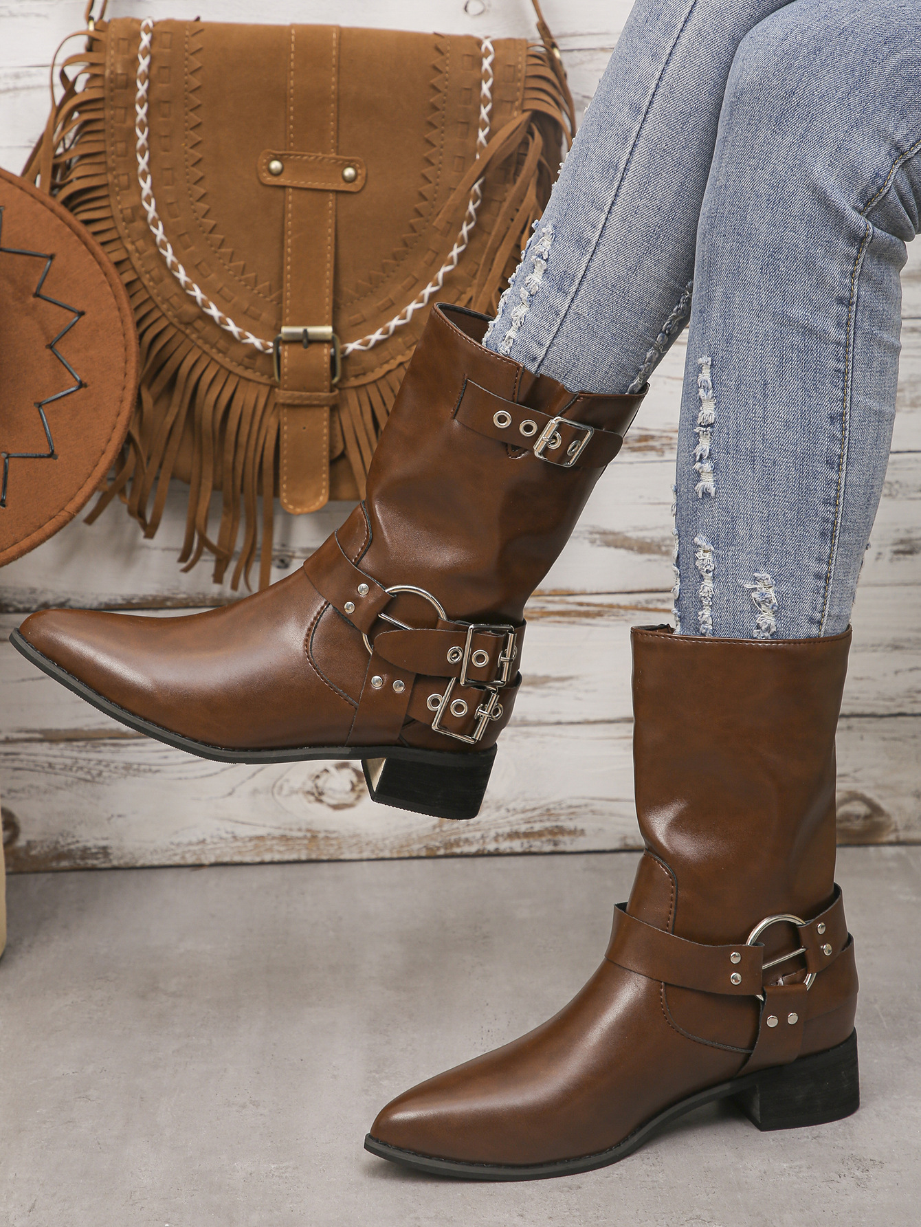 Damenschuhe Western-Cowboystiefel Damen Retro-Punk-Gürtelschnalle Martin-Stiefel Miu Home erhöhte geriebene braune Ritterstiefel mit mittlerer Röhre_voghion.com