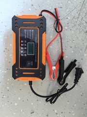 外贸专供12V6A智能脉冲修复充电器适用于汽车摩托车铅酸电池快充