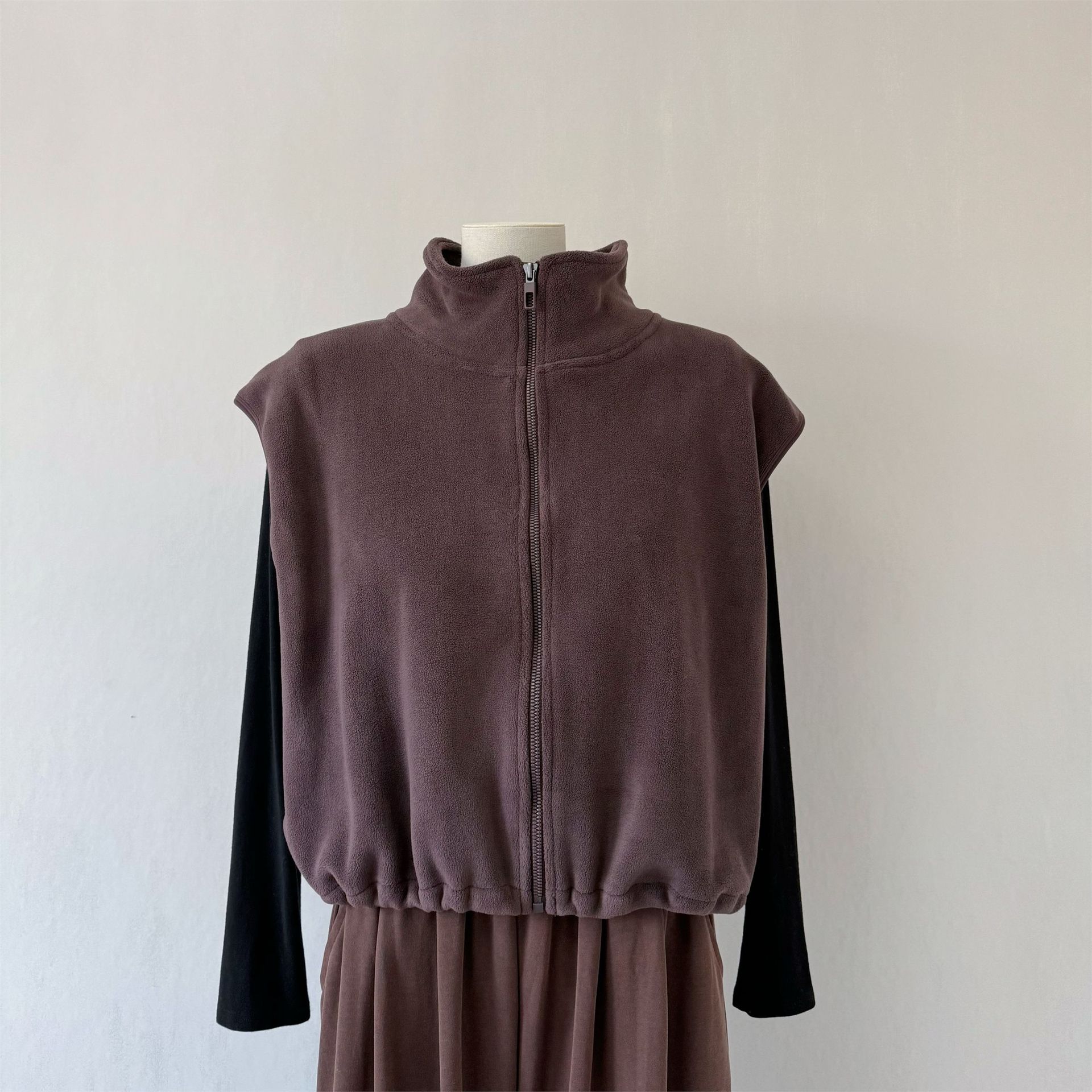 Tops, Warm Jackets, Practice Clothes, Women's Long-Sleeved and Sleeveless 2025 Autumn and Winter Loose-Fitting Polar Fleece Solid Color Single-Piece Style