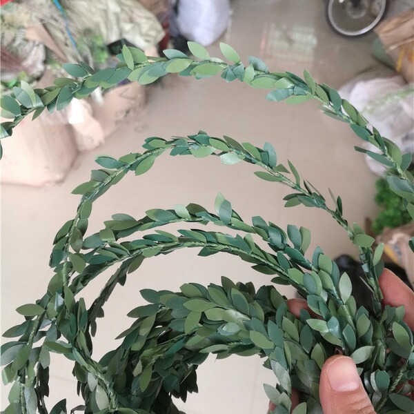 PVC Christmas Flower Leaves Teng Simulation Flower Ring DIY woven…