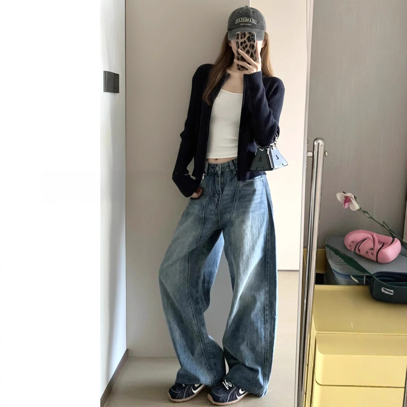 American Retro Scimitar Wide-Leg Jeans for Women 2025 Autumn New High-Waisted Loose Slimming Straight Scythe Pants American Retro Scimitar Wide-Leg Jeans for Women 2025 Autumn New High-Waisted Loose Slimming Straight Scythe Pants