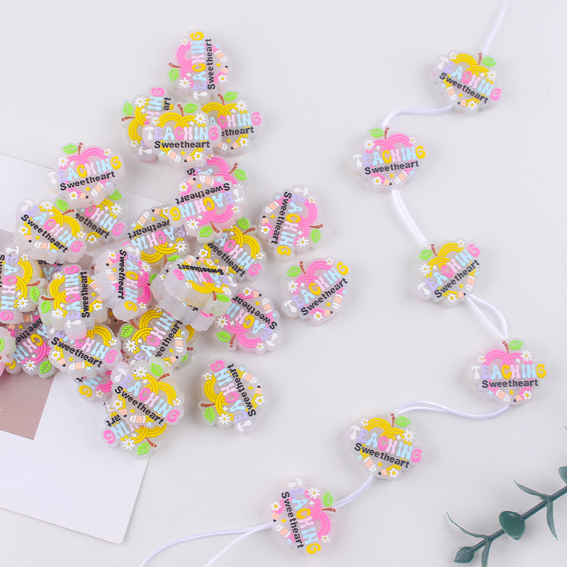 Productos para bebés Día del Maestro de dibujos animados silicona pequeña creatividad DIY baby molar tetina cadena de accesorios de cadena