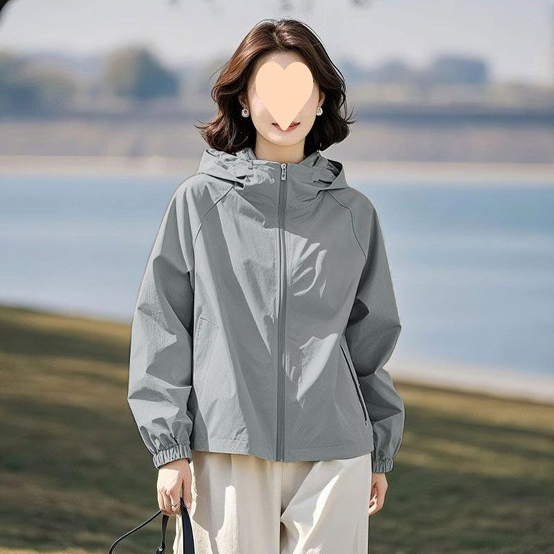 2025开春百搭火酷飒拽姐高级感好看女短款连帽外套减龄冲锋衣|undefined