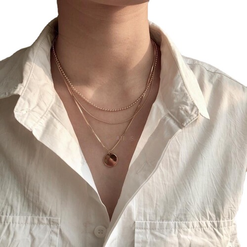Japanese and Korean minimalist versatile single-layer round pendant multi-layer chain collar necklace, multiple styles, exudes a sense of temperament, shows a long and slender appearance, girl necklace