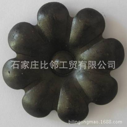 大门围栏阳台栏杆扶手熟铁锻打配件锻造铁艺花瓣，铁艺花叶