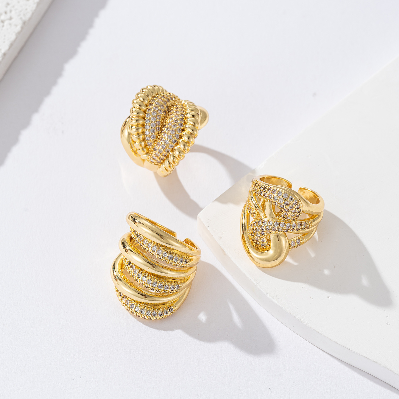 Retro adjustable fashionable geometric ring