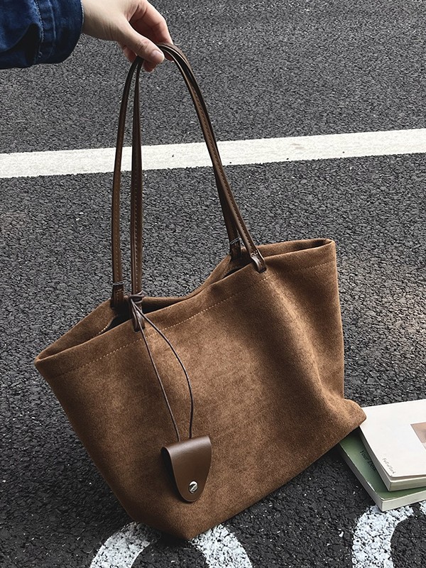 Korean Style Fashionable Suede Tote Bag 2025 Autumn and Winter Large Capacity Simple Tote Bag Versatile Casual Shopping Bag for Women