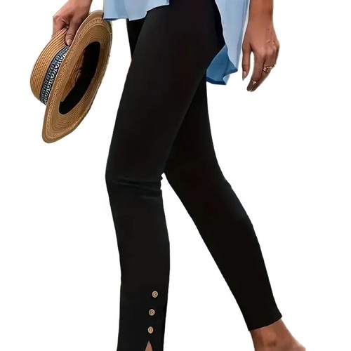 European and American-style women's elastic Capri pants with an elastic waistband and faux coconut buttons.