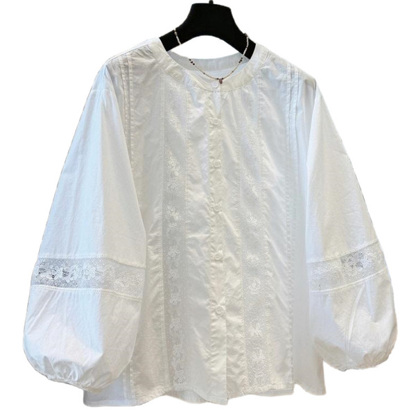 Lace thin long-sleeve with a round collar