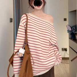 韩系甜美风斜肩条纹针织衫女秋冬季新款气质宽松显瘦减龄毛衣上衣