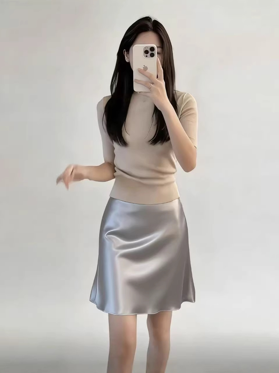 【现货】缎面半身裙女2026夏季新款高腰显瘦包臀裙性感辣妹短裙子