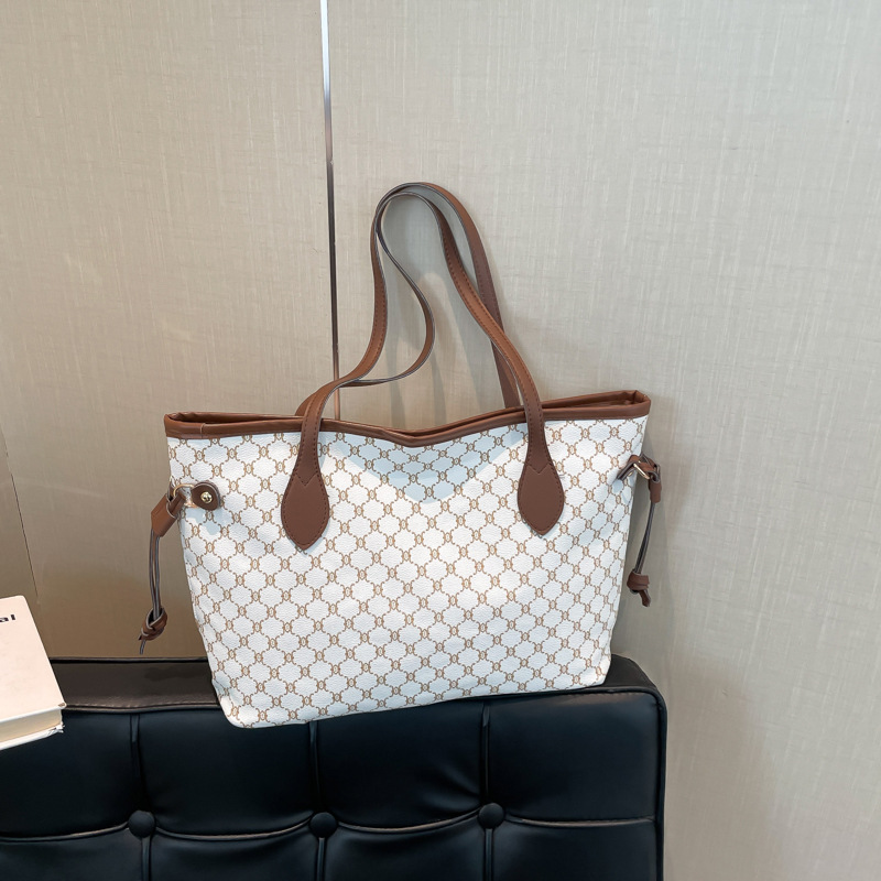 Bolso de alta calidad para mujeres 2025 nueva moda retro bolso de hombro bolso de viaje de gran capacidad bolso de mano