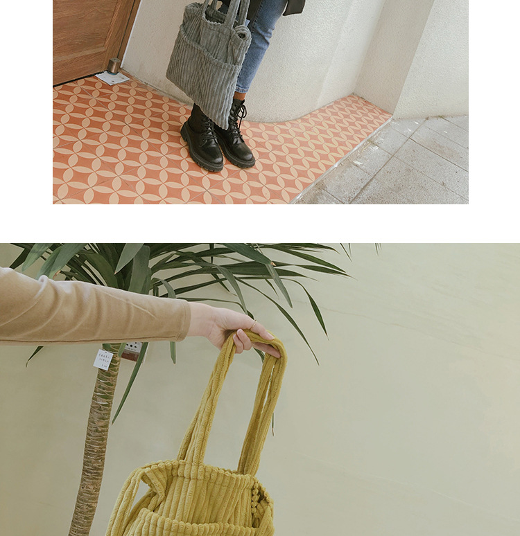 Women's Fashion Stripe Plush Shopping Bags display picture 6
