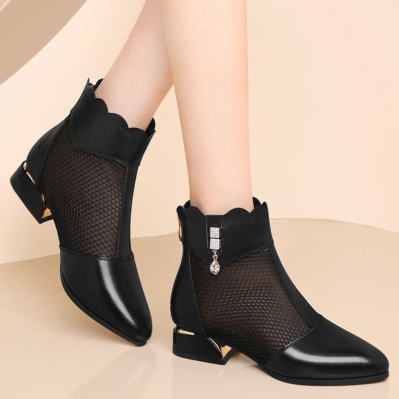 Botas de malla de cuero suave 2026 nueva primavera y verano transpirable tacones bajos suaves antideslizantes sandalias de tacones gruesos para mujeres