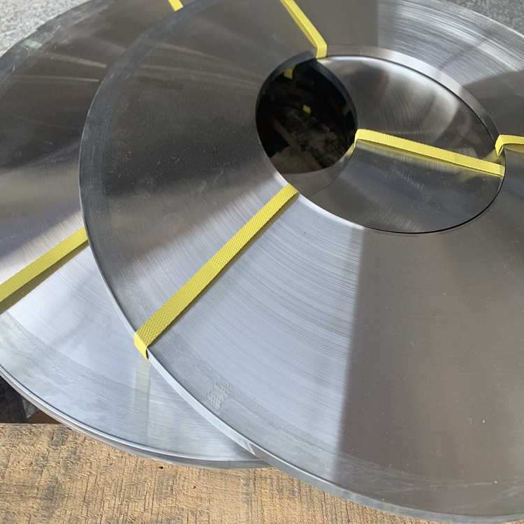 批发304 316不锈钢板拉丝不锈钢带冷轧钢板301不锈钢发条料倒圆边