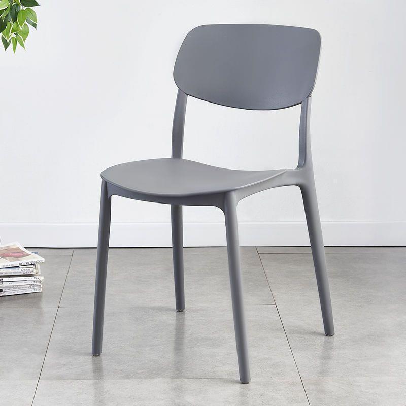 Sillas de plástico apilables respaldadas sillas de mesa de comedor gruesas taburetes de escritorio caseros plegables sillas de comedor nórdicas simples
