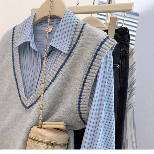 KANING Korean Style V-Neck Colorblock Knit Cardigan for Women 2025 Early Autumn Layering Cardigan Sweatshirt Backless Outerwear