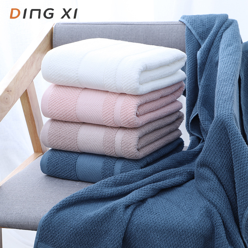 Amazon Beach Towel 100% Cotton Absorbent Seamed Pure Cotton European and American Couple's Bath Towel Wholesale Manufacturer Embroidered Logo